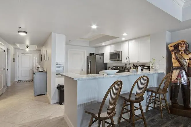Harbor Landing 102B - Beautiful Harbor Views Villa Destin Holiday home