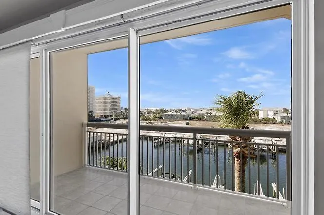 Harbor Landing 102B - Beautiful Harbor Views Villa Destin Holiday home