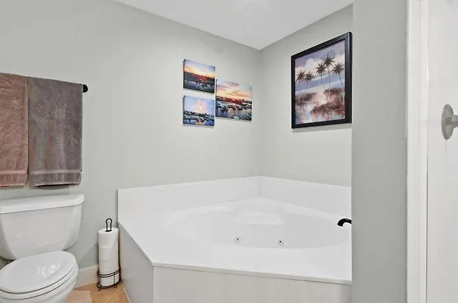 Harbor Landing 102B - Beautiful Harbor Views Villa Destin Holiday home