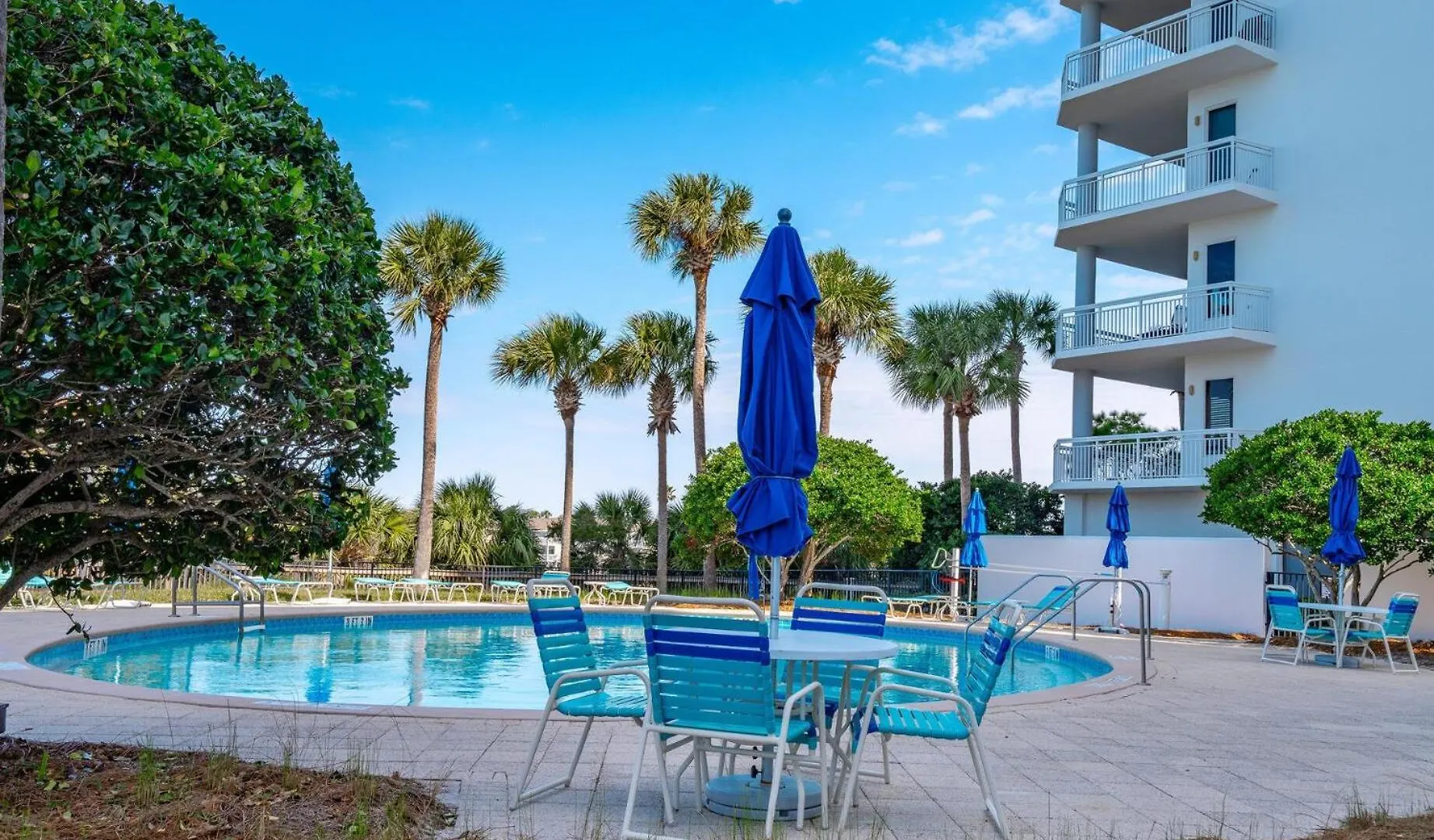 Harbor Landing 102B - Beautiful Harbor Views Villa Destin