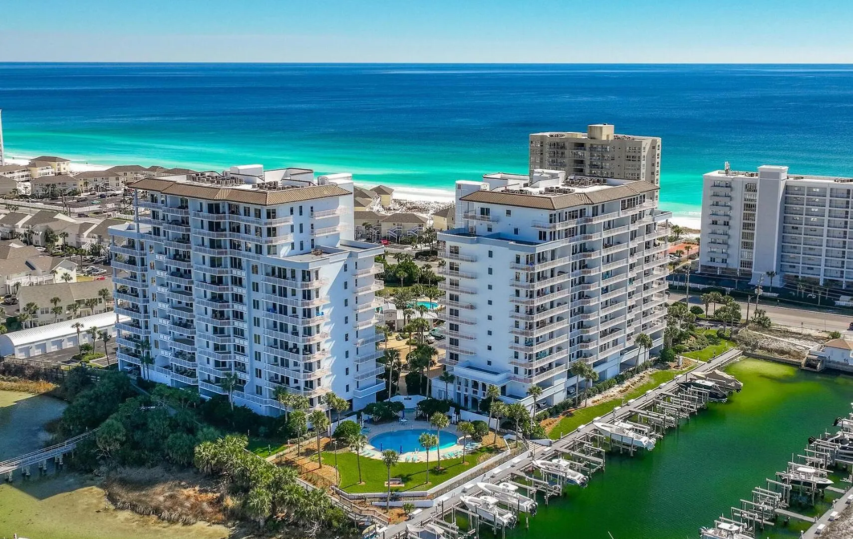 Harbor Landing 102B - Beautiful Harbor Views Villa Destin Holiday home