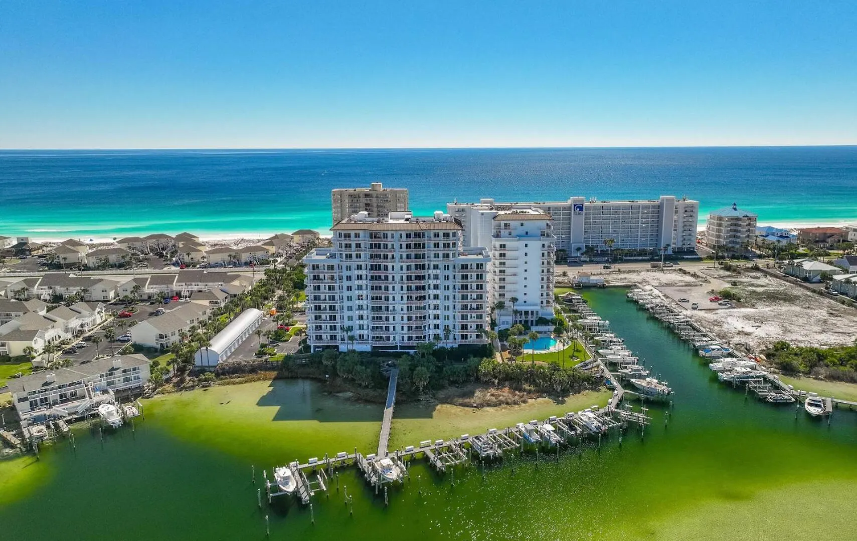 Harbor Landing 102B - Beautiful Harbor Views Villa Destin